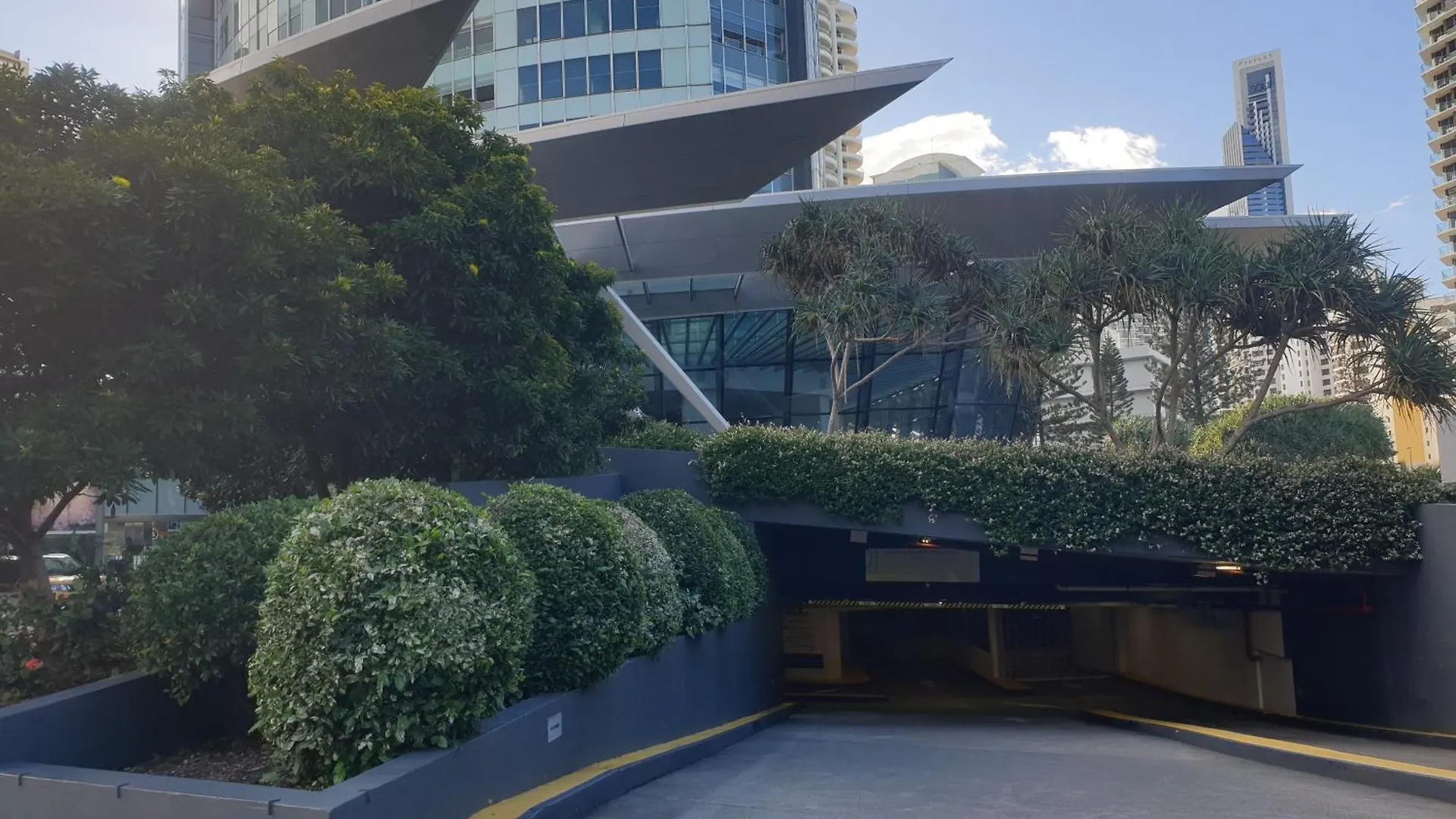 Apartment L36 Skyline View Lux And Modern Apt At Q1 Resort 2Br 1B 1C Gold Coast