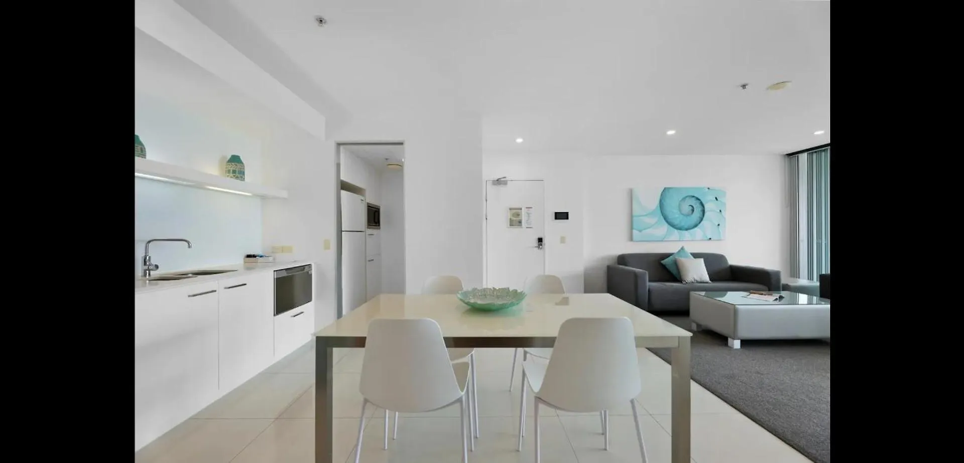 L36 Skyline View Lux And Modern Apt At Q1 Resort 2Br 1B 1C Gold Coast Apartment