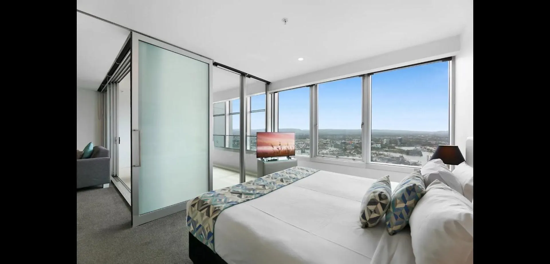 L36 Skyline View Lux And Modern Apt At Q1 Resort 2Br 1B 1C Gold Coast